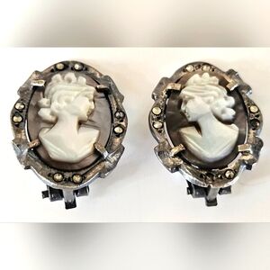 VINTAGE Antiqued Silver Tone Oval Victorian Cameo Style Clip-on Earrings
